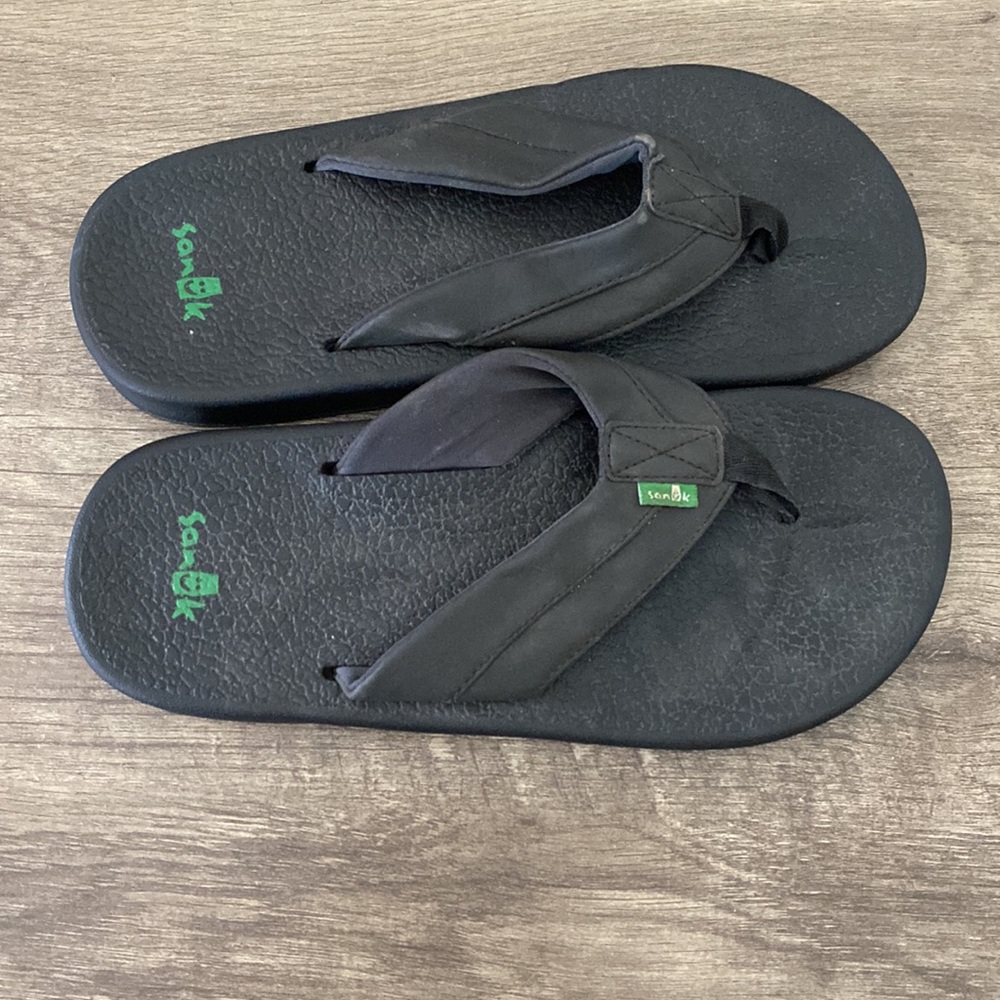 Sanuk basic sandals size 7 - Picture 2 of 5
